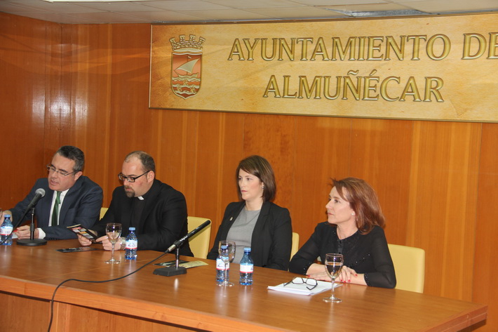 La Agrupación de cofradías ofrece una ponencia sobre la “Moral y Espiritualidad de la vida Cristiana”